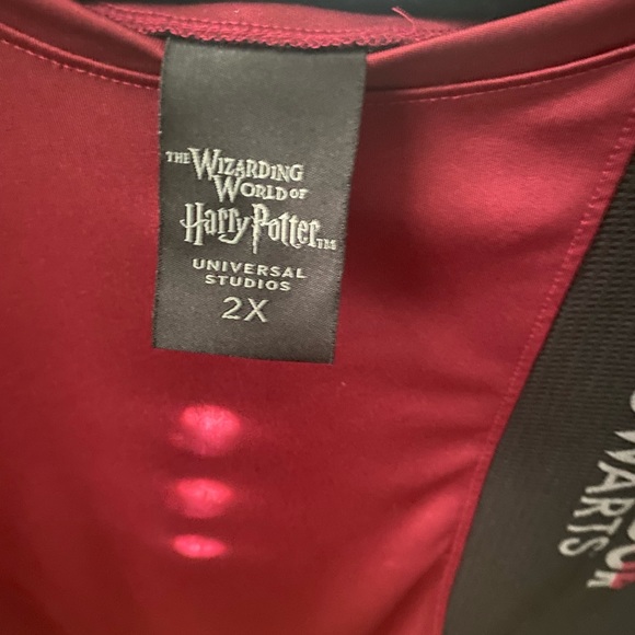 Harry Potter Gryffindor Ladies tie back shirt - Black & Red- 2xl - NWOT - Picture 3 of 3